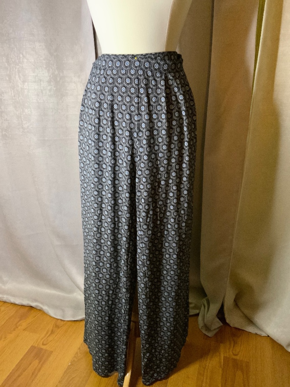 J. Jill Wide Leg Flower Pocket Pants Sz M Tall